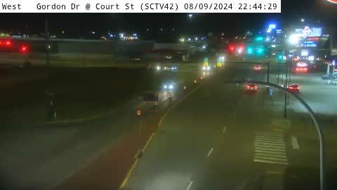 Traffic Cam Sioux City: SC - Gordon Dr @ Court St (42)