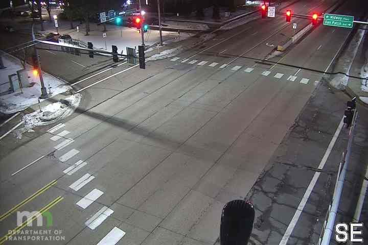 Traffic Cam St. Paul: T.H.51 SB @ Midway Pkwy