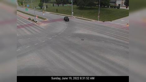 Traffic Cam Wauwatosa: Watertown Plank @ nd St