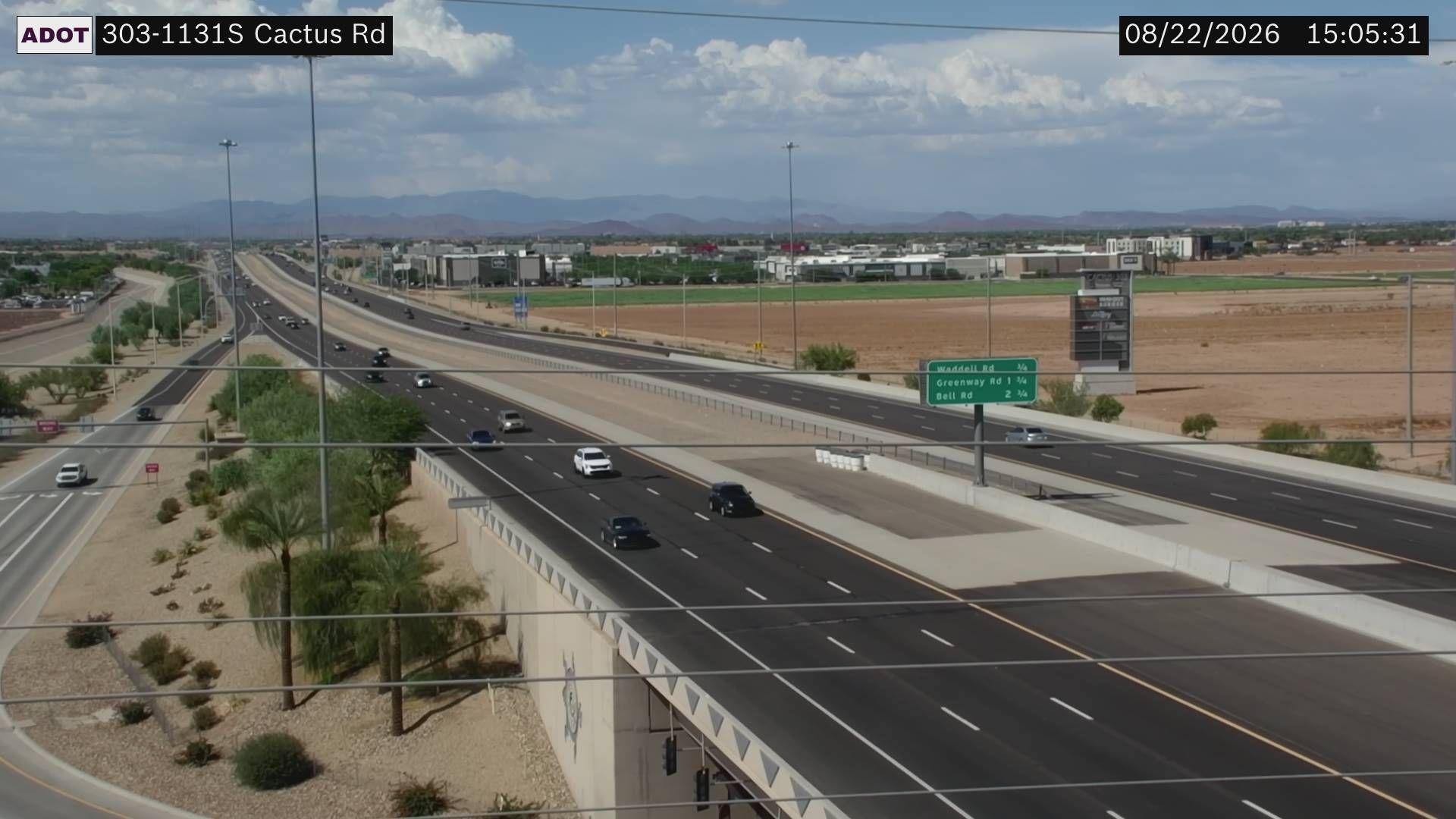 Traffic Cam Surprise › South: L-303 SB 113.17 @CACTUS