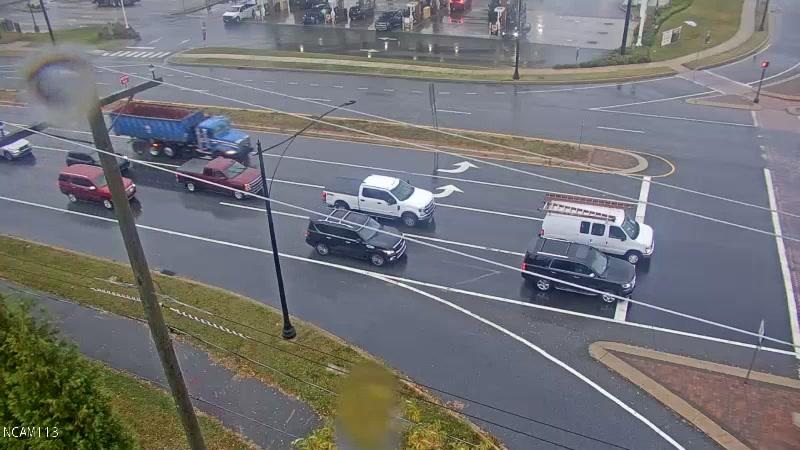 Traffic Cam Woodcrest Court: DE 141 @ DE