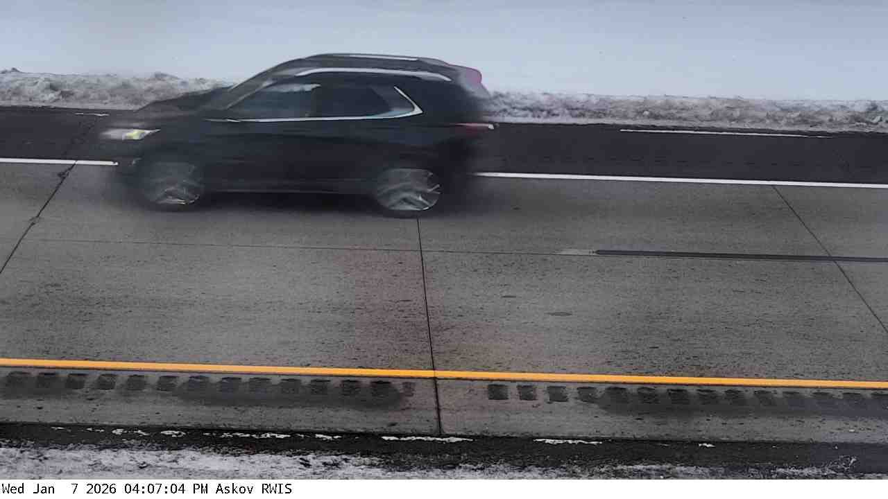 Traffic Cam Askov: I-35: I-35 - MP 198): I-35 - MP 198) View
