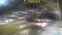 Obertauern: Webcam - Partymeile: Blick aud die Edelweiss- Flutlichtpiste, Gruberstadl, Latschnalm und Lürzeralm