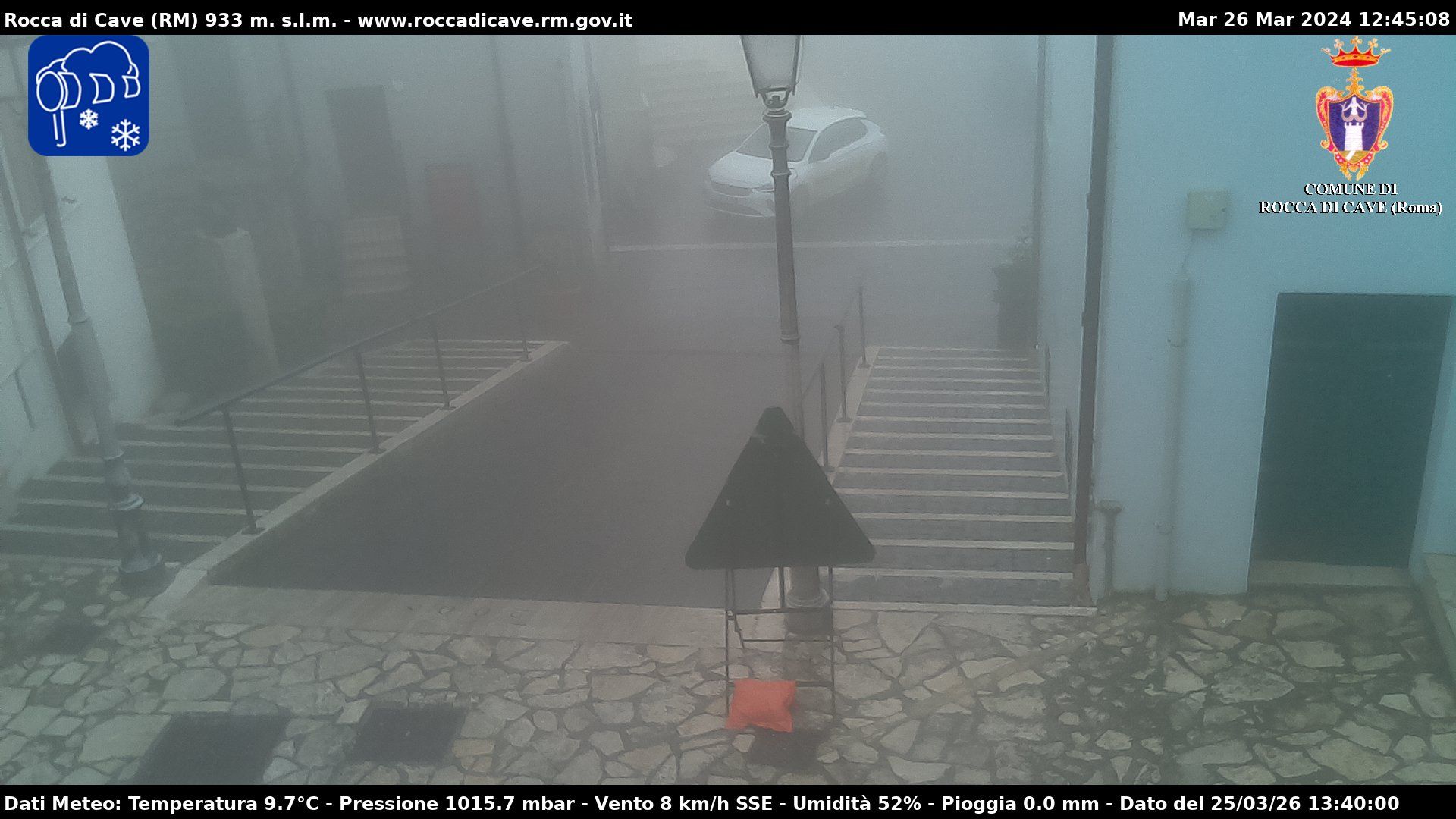 Traffic Cam Rocca di Cave › South-East: Piazza E. Maggi