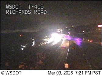 Traffic Cam Bellevue: I-405 at MP 11.2: Richards Rd
