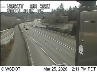 Traffic Cam Clyde Hill: SR 520 at MP 5.4: 96th Ave NE