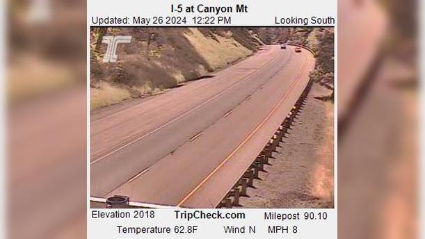 Traffic Cam Canyonville: I-5 at Canyon Mt