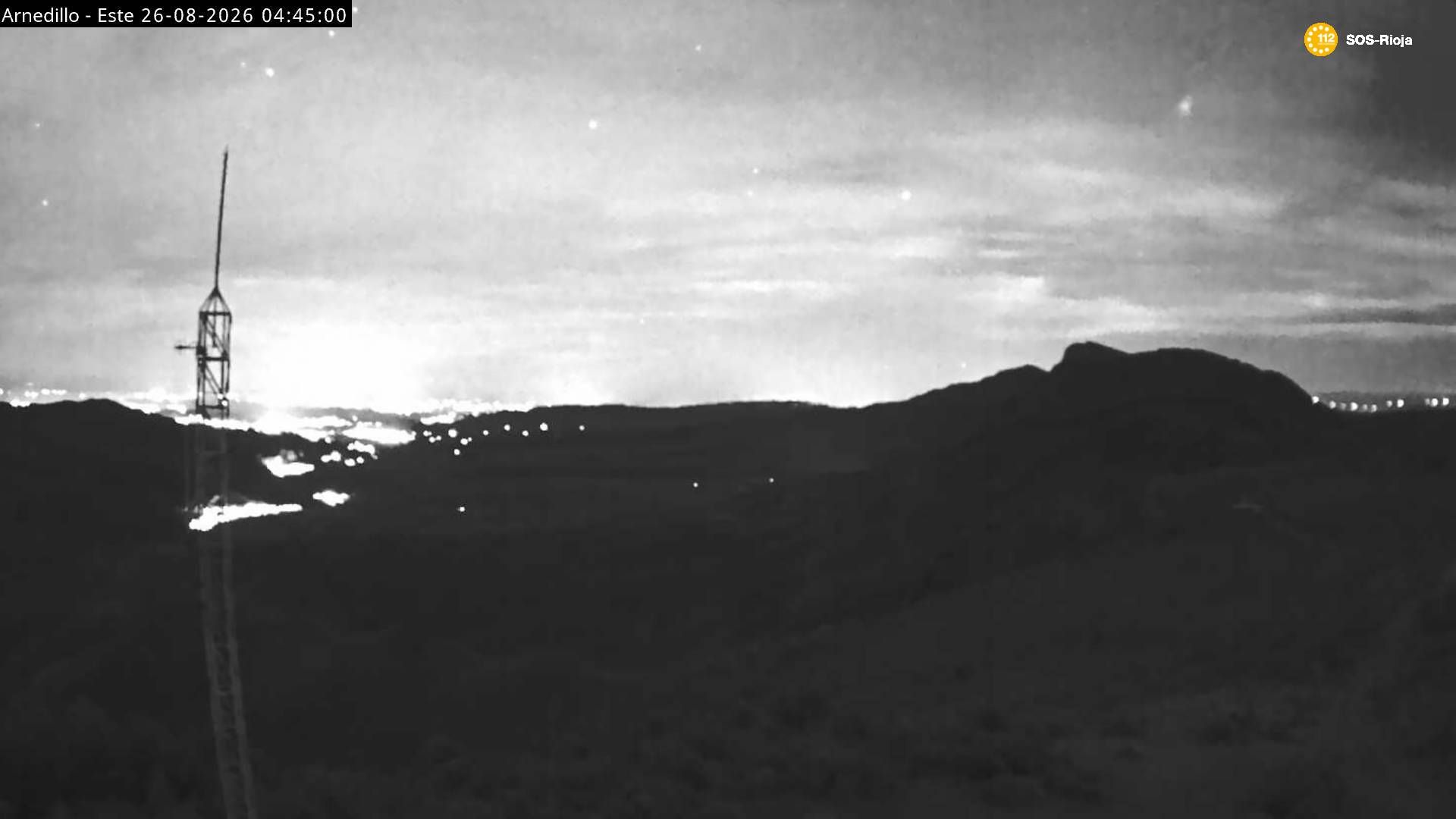 Traffic Cam Arnedillo › East: Peñas de Arnedillo, Peñalmonte y Peña Isasa