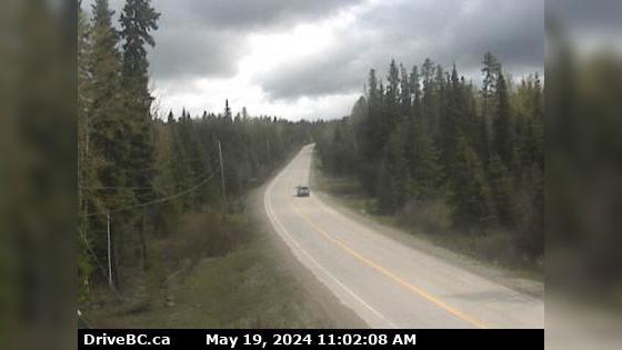 Traffic Cam Kelowna › North: Hwy 33, 41 km southeast of - just south of Big White turnoff, looking north