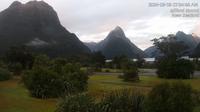 Southland District › West: Southern Discoveries - Milford Sound Visitor Centre - Milford Sound / Piopiotahi - Mitre Peak - Fiordland - Current