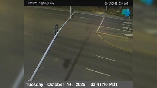 Traffic Cam Oceanside › West: C152) WB 76 : Singh Way