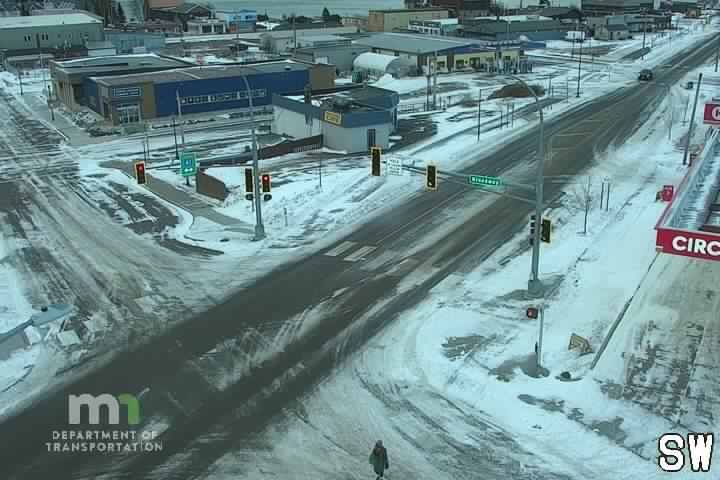 Traffic Cam Grand Marais: T.H.61 @ Broadway Ave