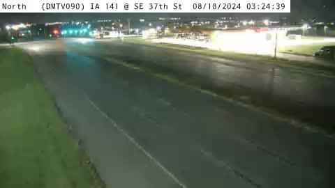 Traffic Cam Grimes: DM - IA 141 @ SE 37th St (90)