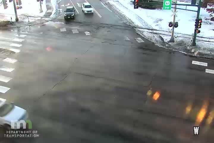 Traffic Cam White Bear Lake: T.H.61 NB @ 2nd St