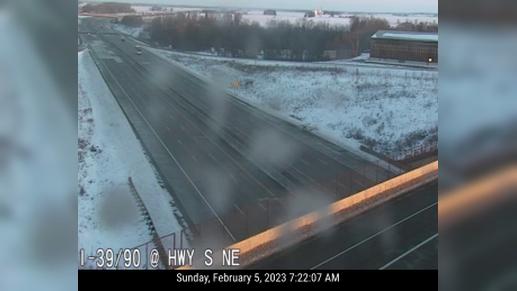 Traffic Cam Town of Turtle: I-39/90 at County S