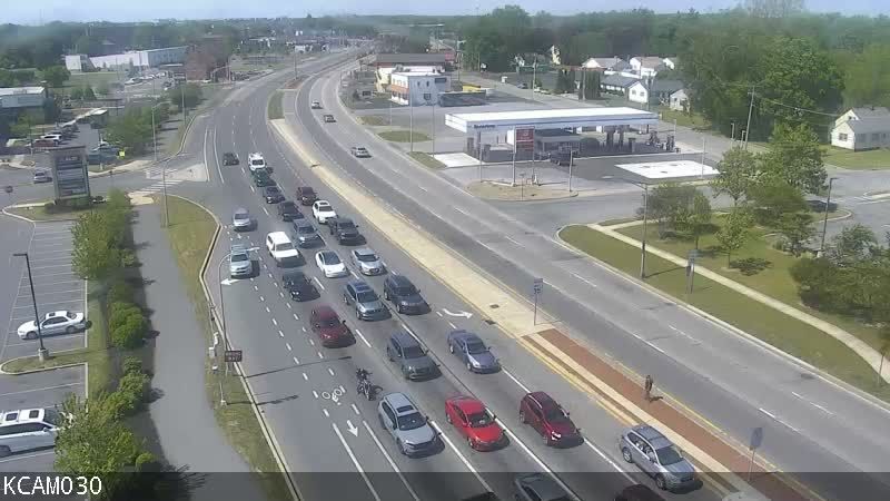 Traffic Cam Dover: US 13 @ DIVISION ST