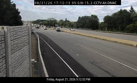 Traffic Cam Bersum Gardens: 95 SN MM 15.2