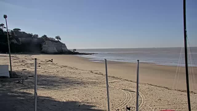 Traffic Cam Meschers-sur-Gironde
