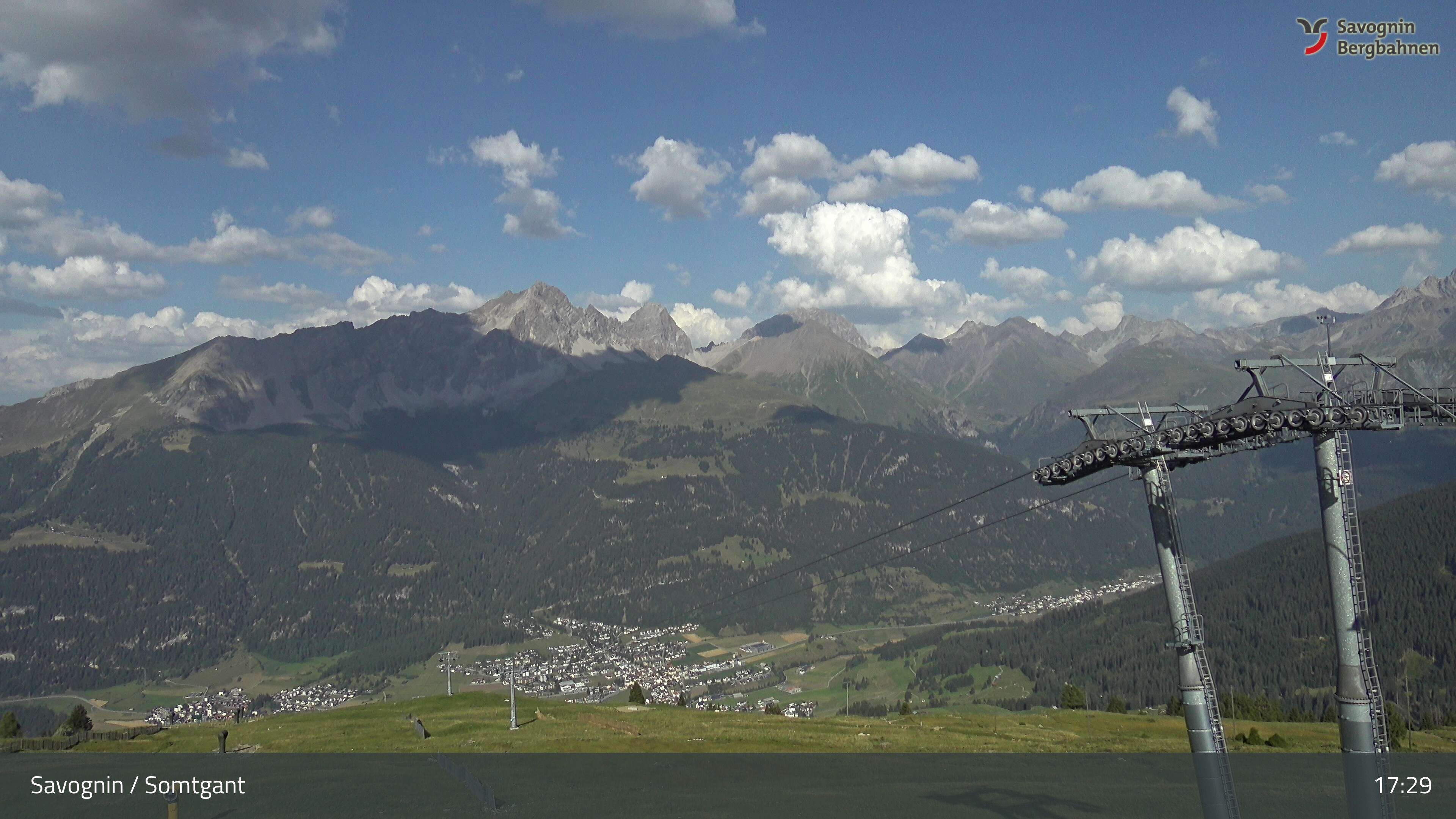 Savognin › Osten: Bergstation Somtgant - Piz Mitgel - Corn da Tinizong
