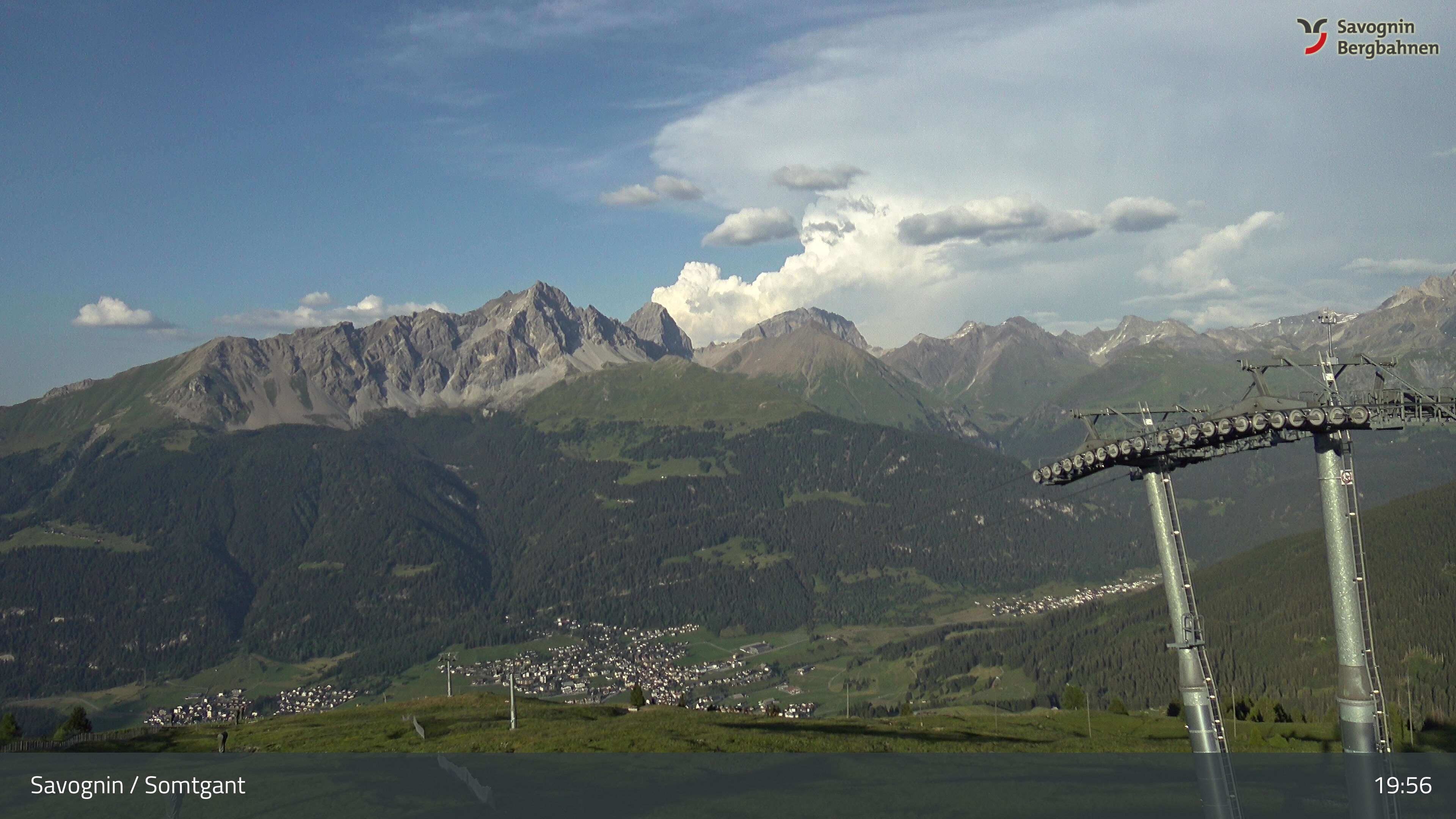 Savognin › Osten: Bergstation Somtgant - Piz Mitgel - Corn da Tinizong