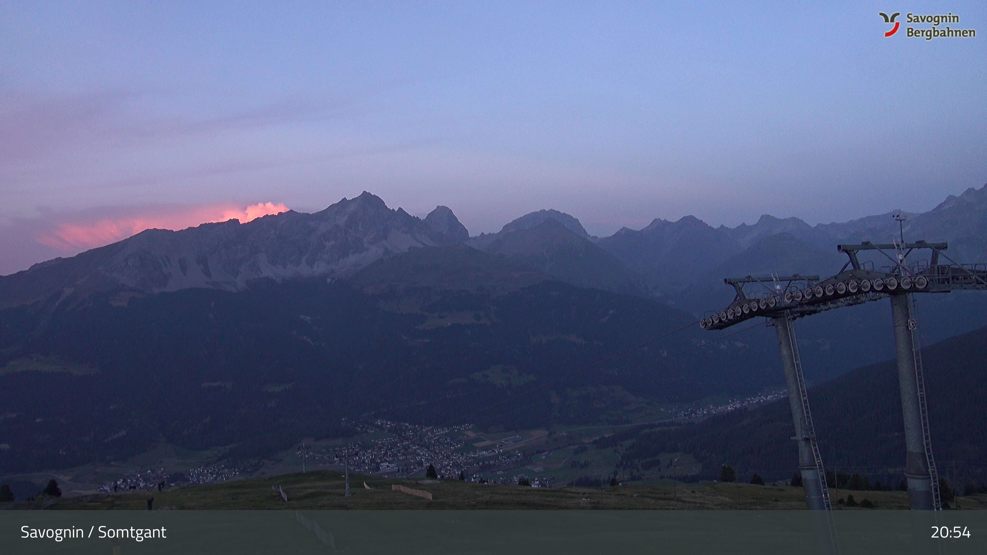 Savognin › Osten: Bergstation Somtgant - Piz Mitgel - Corn da Tinizong