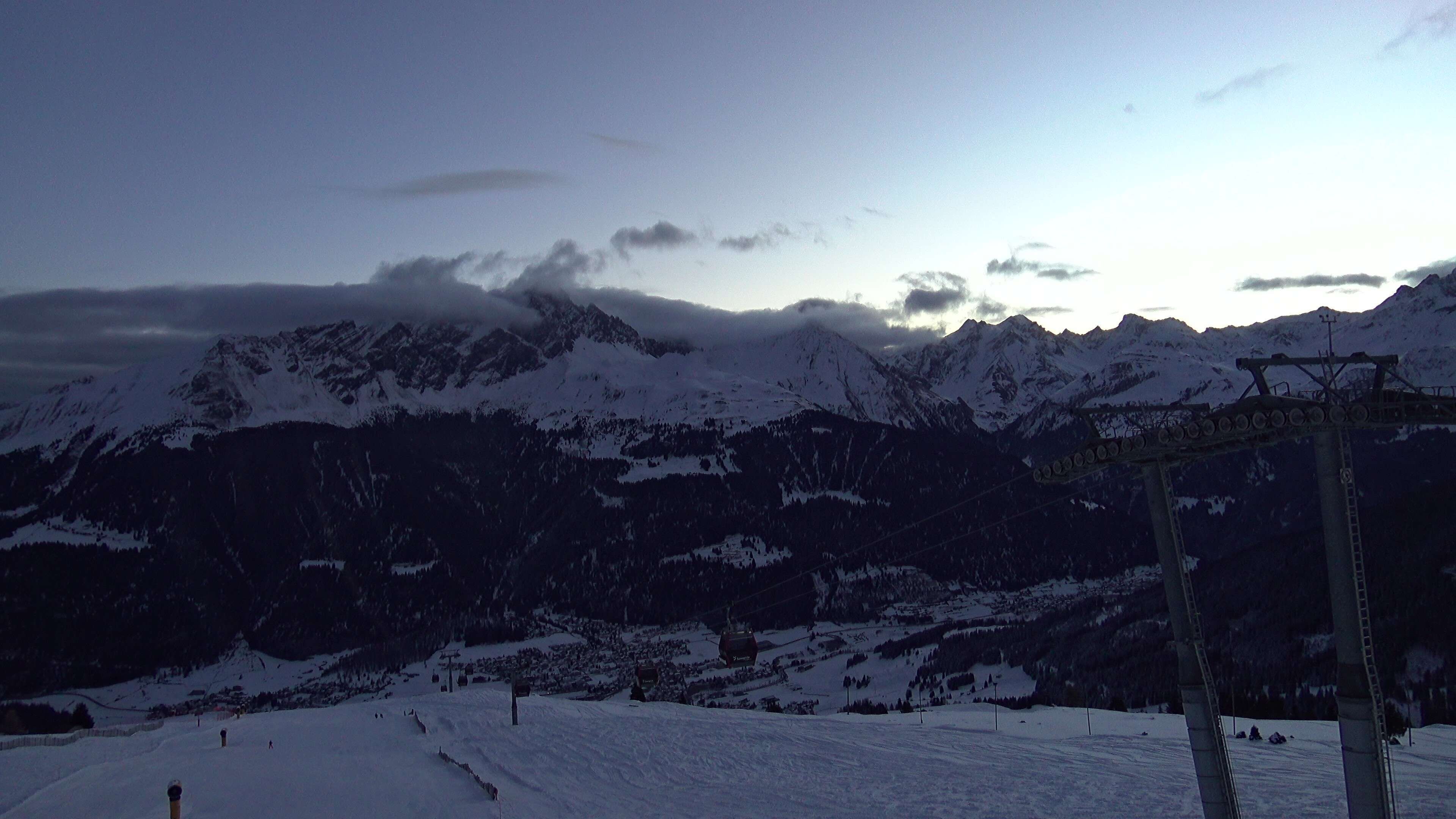 Savognin: Somtgant, Piz Mitgel, Corn da Tinizong, Piz Ela