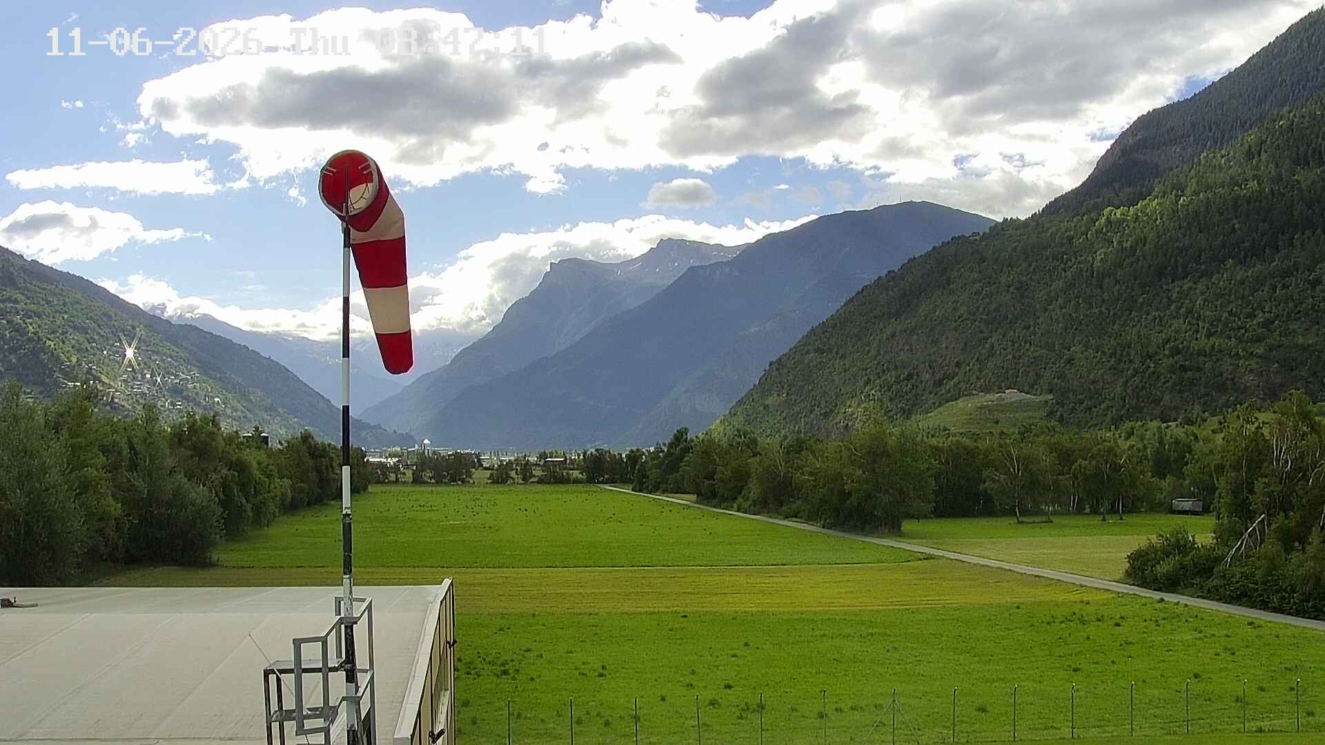 Sankt German › Süden: Helikopter Basis in Raron