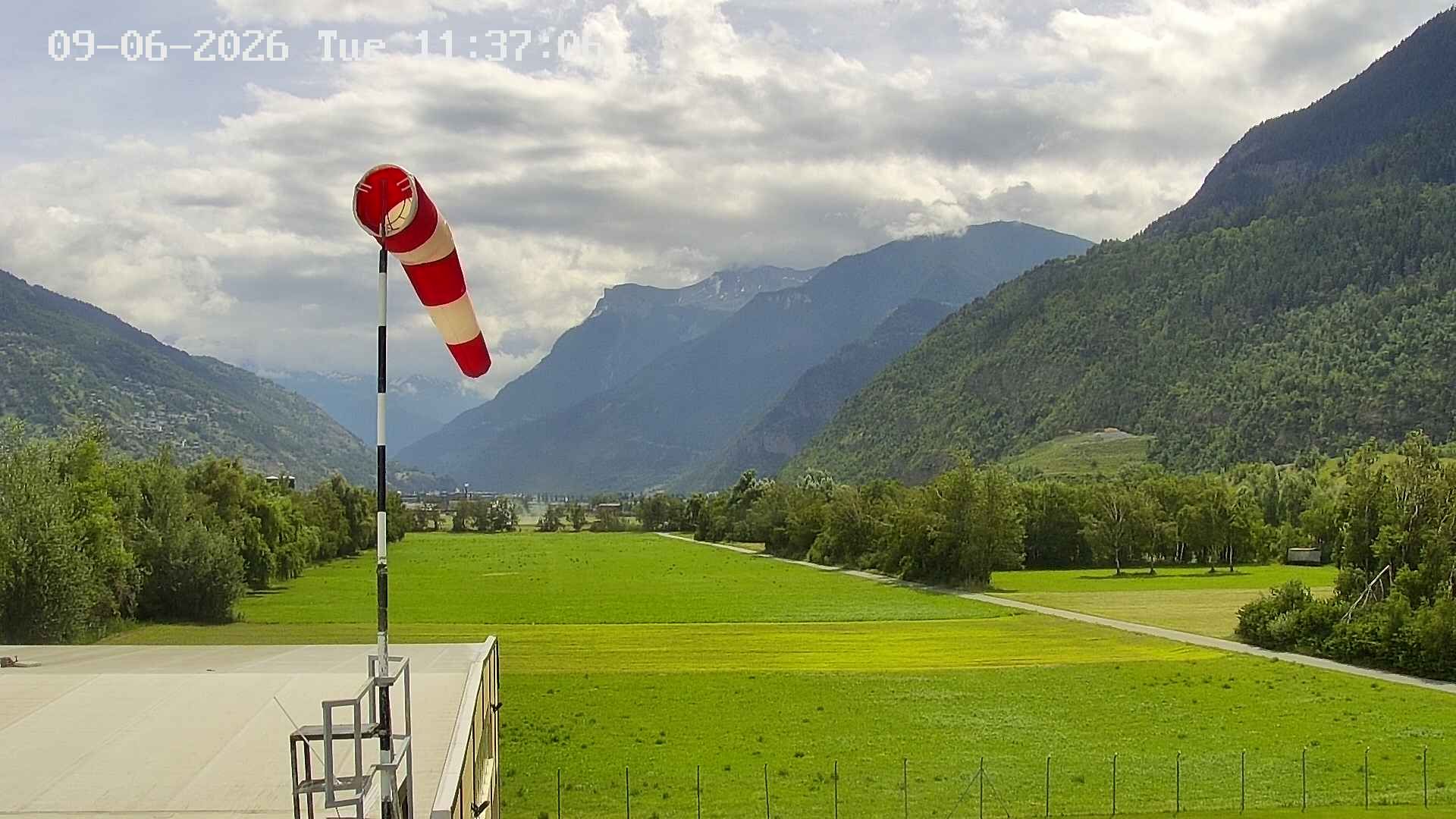 Sankt German › Süden: Helikopter Basis in Raron