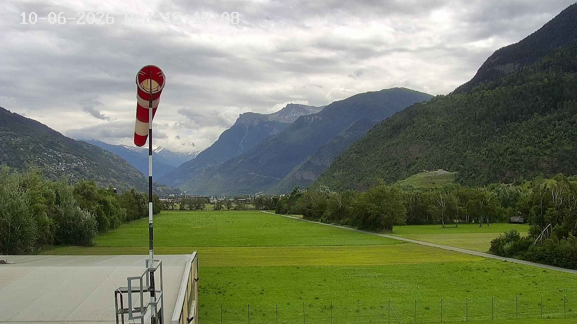 Sankt German › Süden: Helikopter Basis in Raron