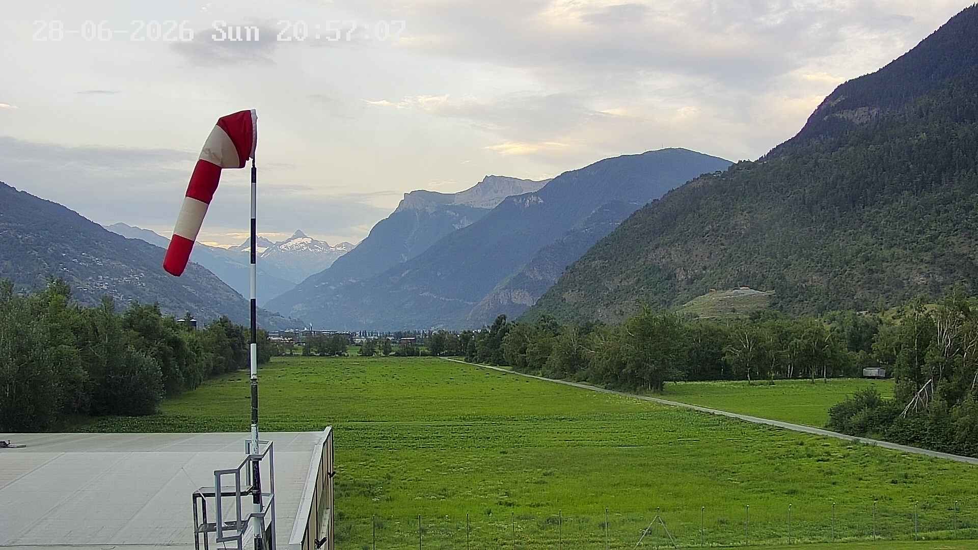 Sankt German › Süden: Helikopter Basis in Raron