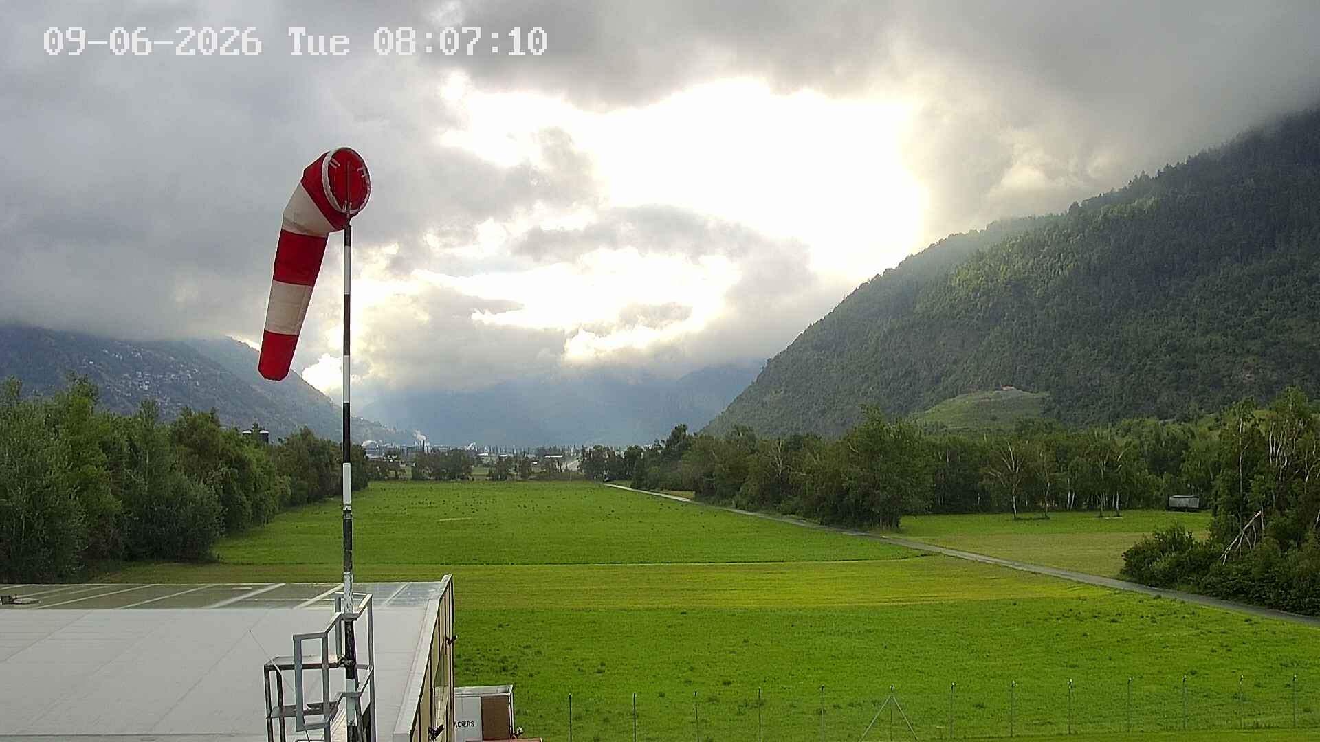 Sankt German › Süden: Helikopter Basis in Raron