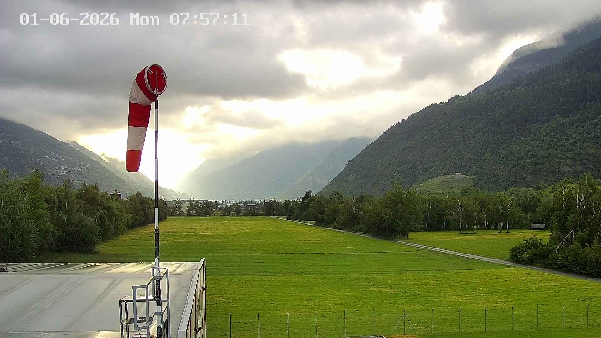 Sankt German › Süden: Helikopter Basis in Raron