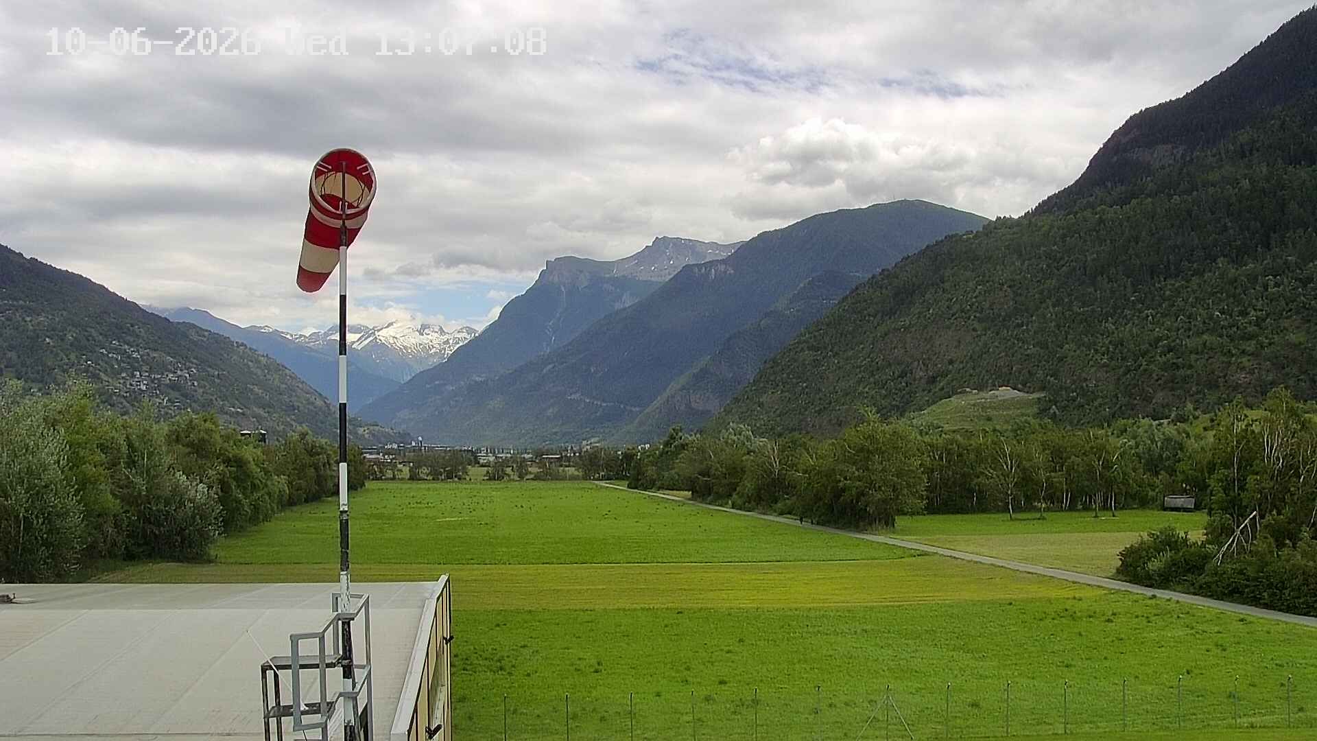 Sankt German › Süden: Helikopter Basis in Raron