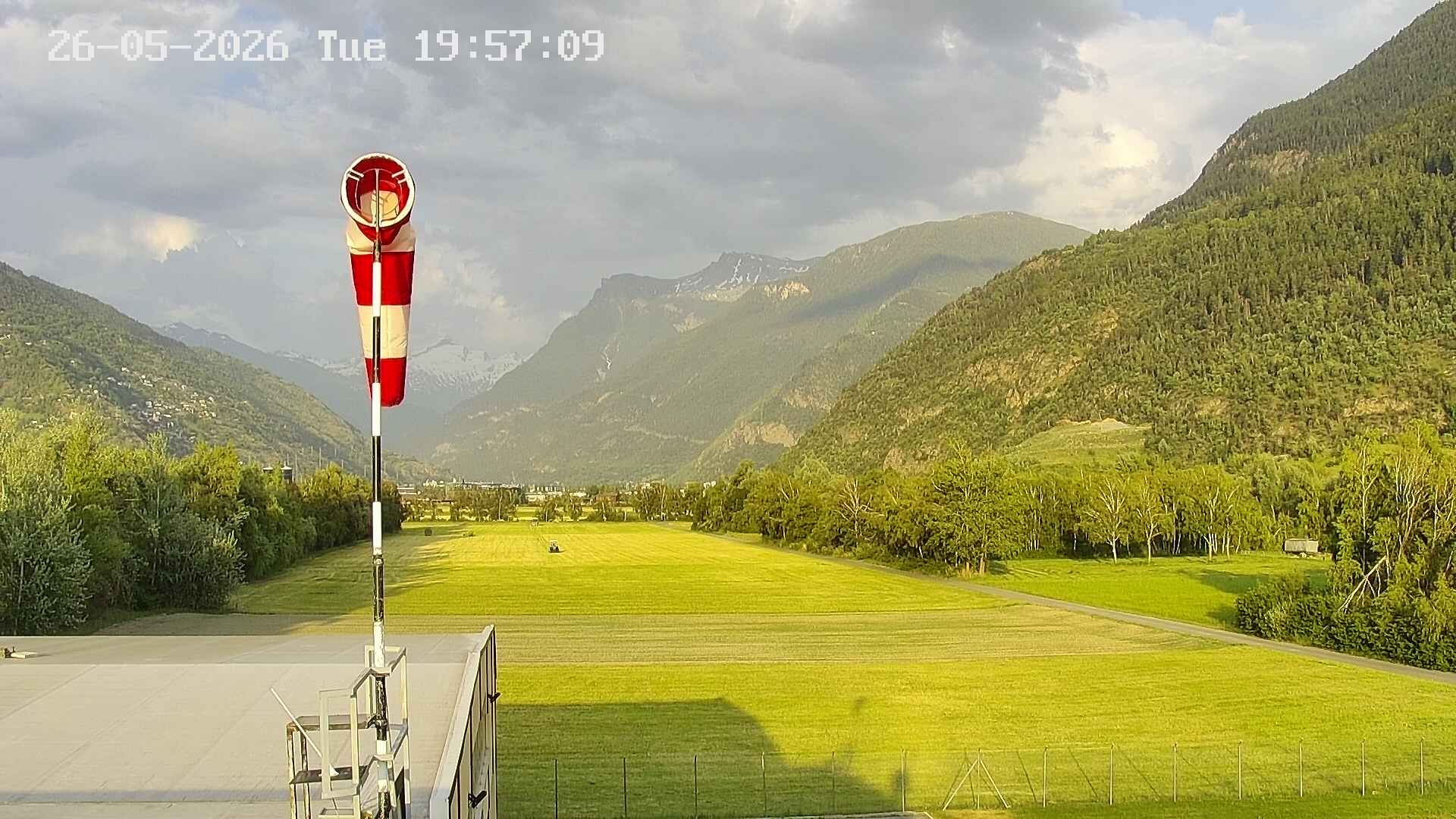Sankt German › Süden: Helikopter Basis in Raron