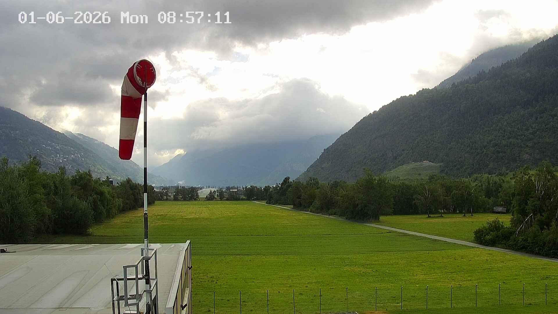 Sankt German › Süden: Helikopter Basis in Raron