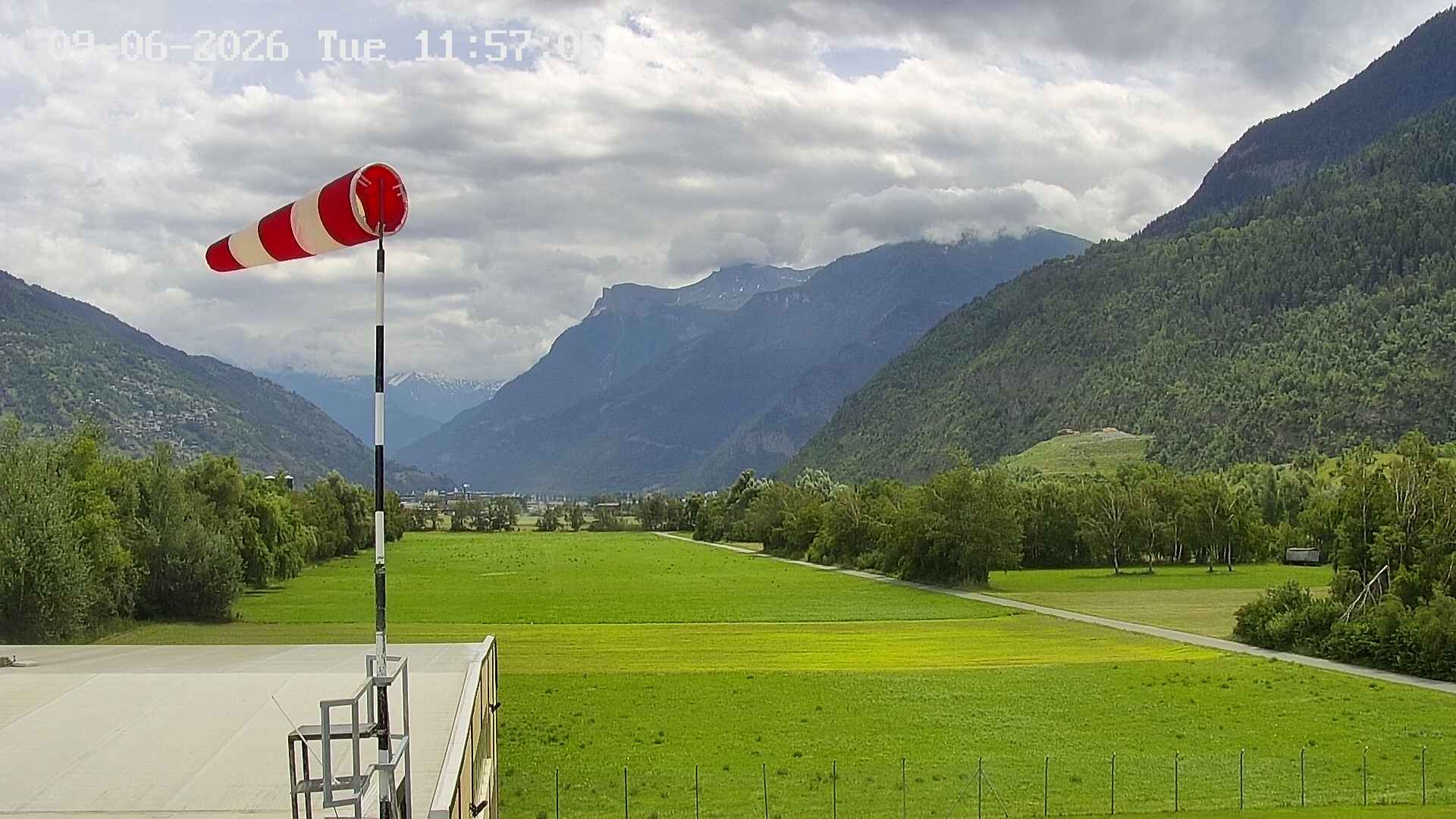 Sankt German › Süden: Helikopter Basis in Raron