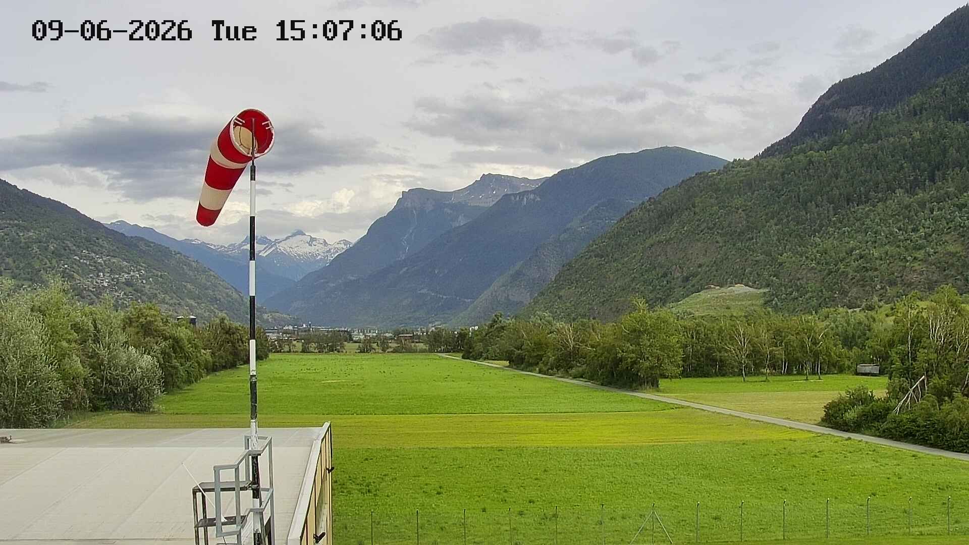 Sankt German › Süden: Helikopter Basis in Raron