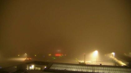 Kloten: Flughafen - Zuerich Flughafen Webcam Dock B