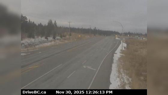 Traffic Cam Clinton › North: Hwy 97, 8 km north of - just before Big Bar rest area, looking north