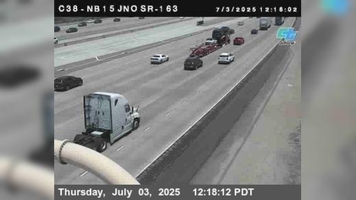 Traffic Cam San Diego › North: C038) NB 15 : Just North Of SR-163