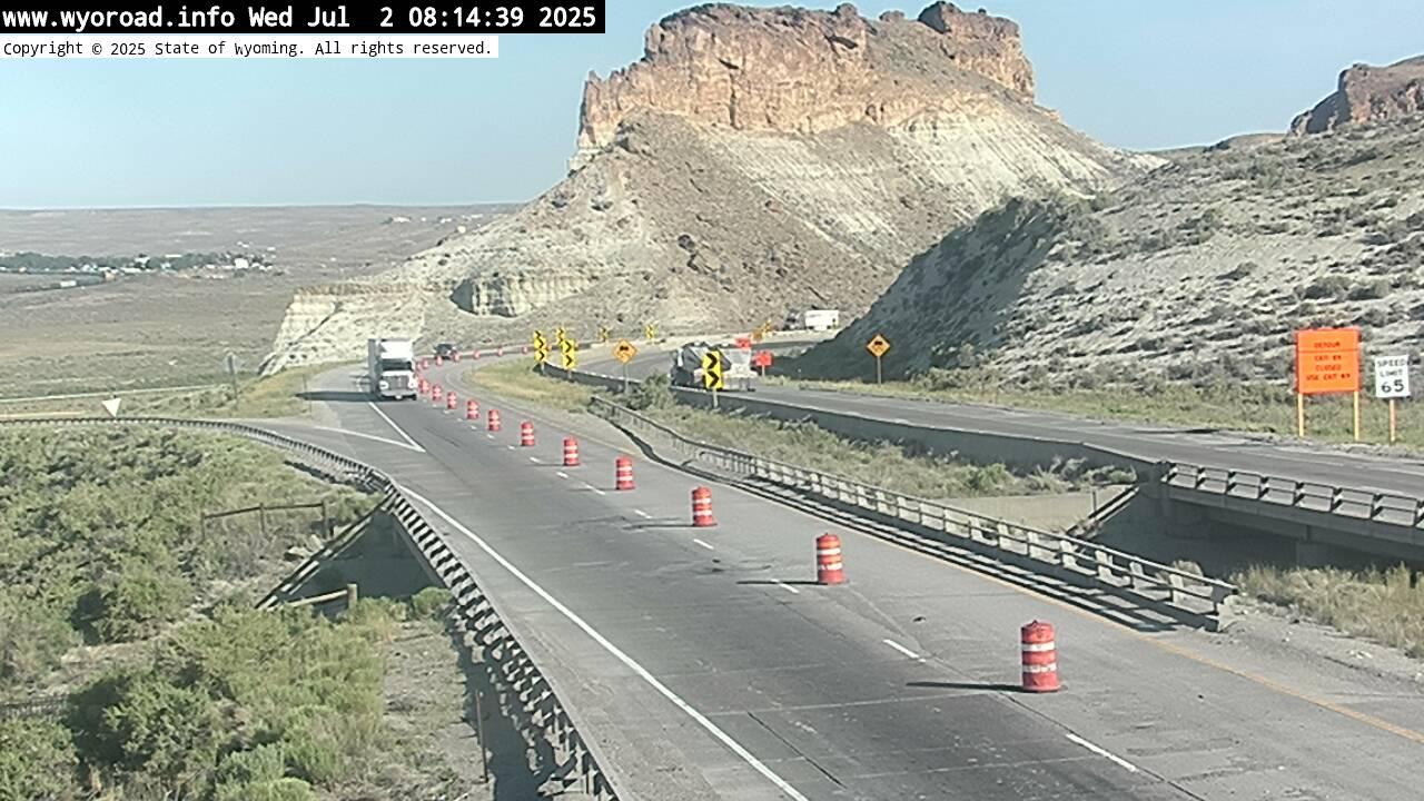 Traffic Cam Green River › West: Mile Marker 92.75 - WEST