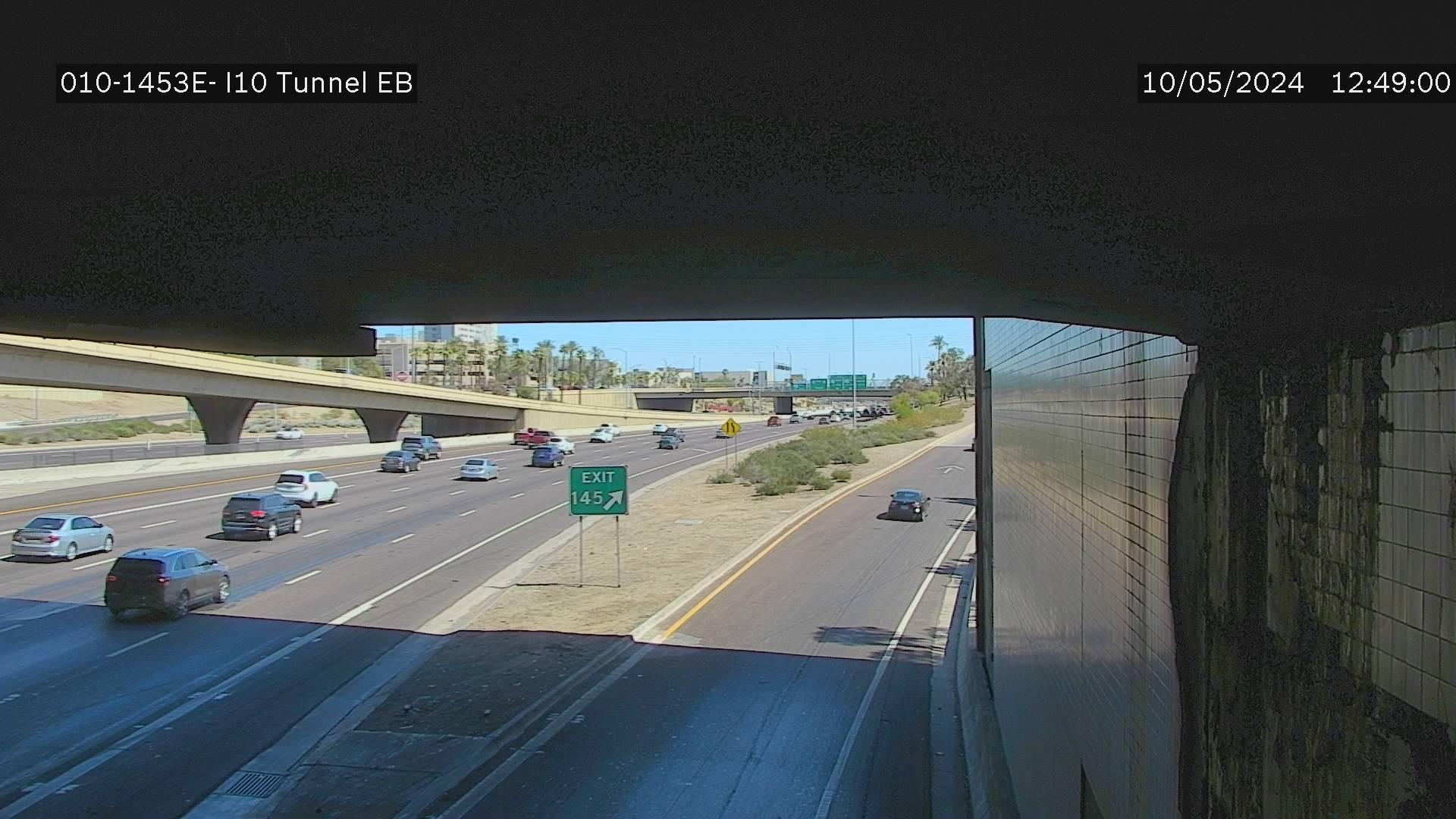 Traffic Cam Phoenix › East: I-10 EB 145.37 @Tunnel