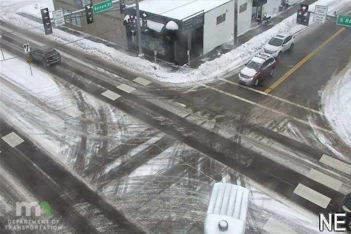 Traffic Cam West St. Paul: Robert St SB @ Bernard St