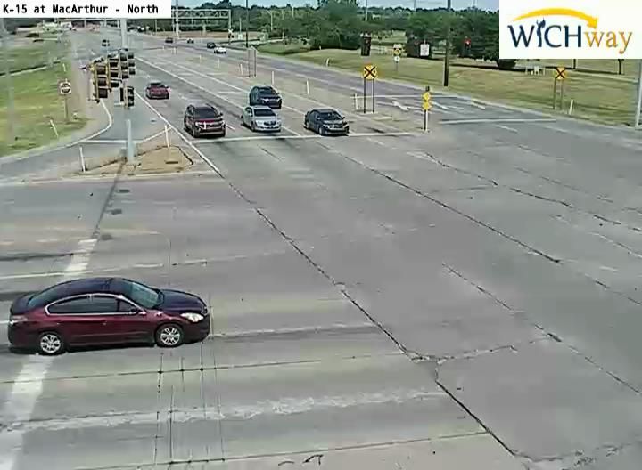 Traffic Cam Connell: K-15 & MACARTHUR RD