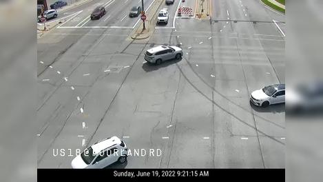 Traffic Cam Elm Grove: US 18 @ Moorland Rd