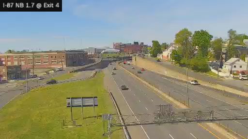 Traffic Cam Yonkers › North: I-87 at Interchange - Mile Square Road