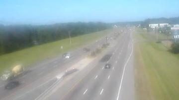 Traffic Cam Luckney: Lakeland Dr at Flowood Dr