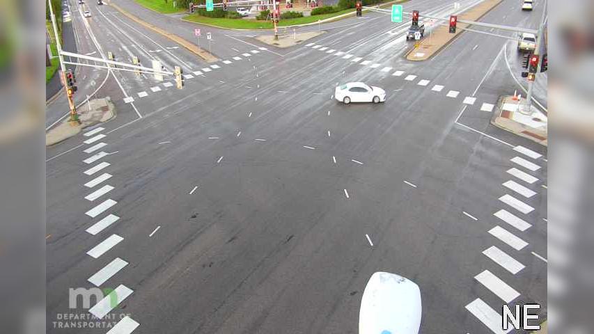 Traffic Cam Minnetonka: MN 7: T.H.7 EB @ T.H.101