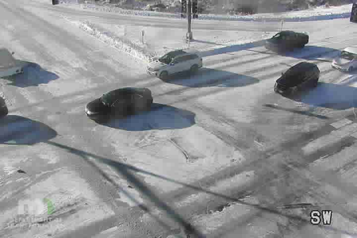 Traffic Cam Chanhassen: MN 41: T.H.5 WB @ T.H.41 NB