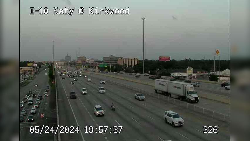 Traffic Cam Houston › West: I-10 Katy @ Kirkwood